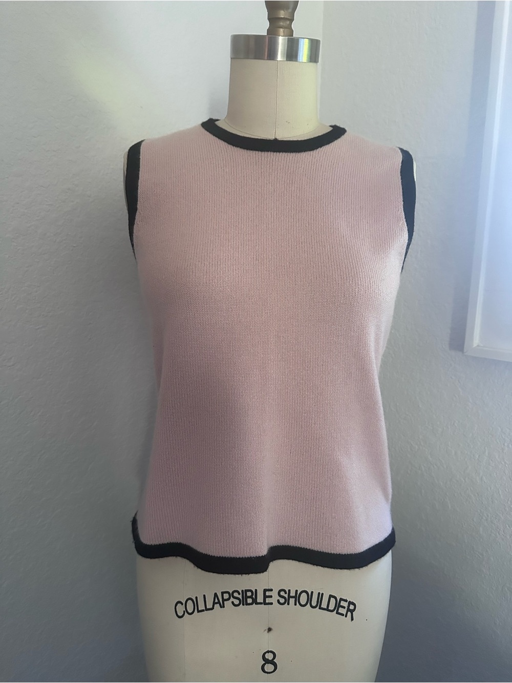 Neiman Marcus Cashmere Sweater M
